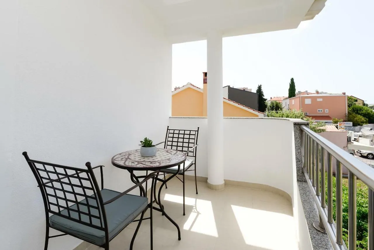 Lrs Apartment In The Center Of Zadar 0*,